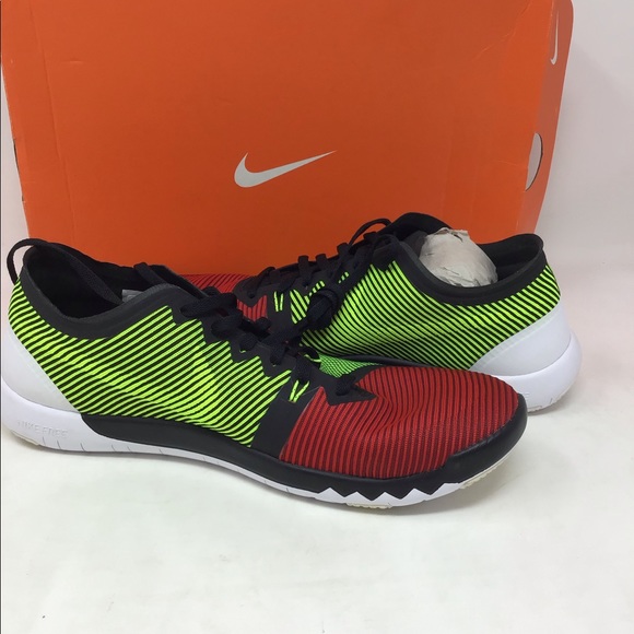 NIKE Men's Free Trainer 3.0 V4 Training Shoe NIKE Men's Free Trainer 3.0 V4 Training Shoe